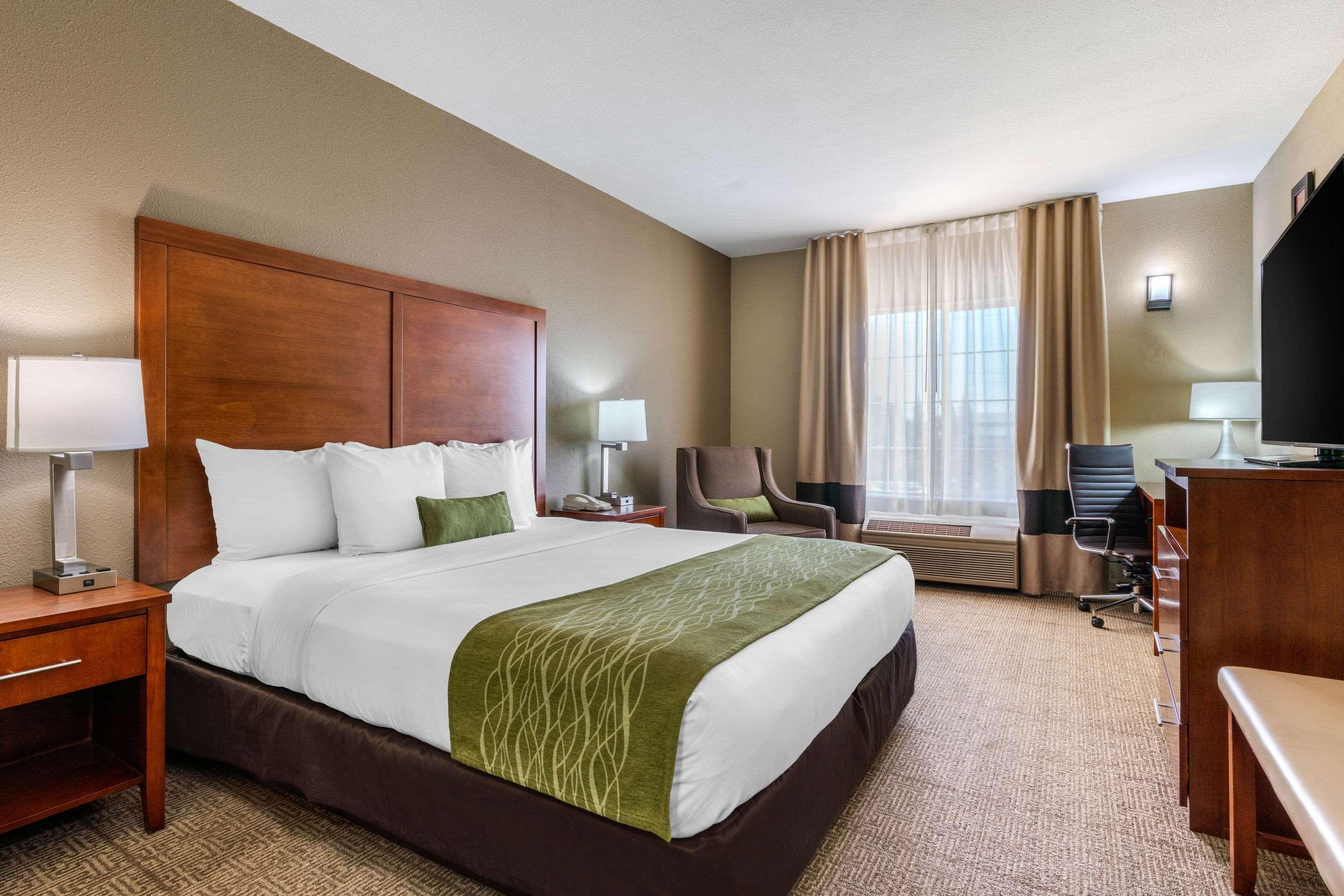 Comfort Inn & Suites Sacramento - University Area Zewnętrze zdjęcie